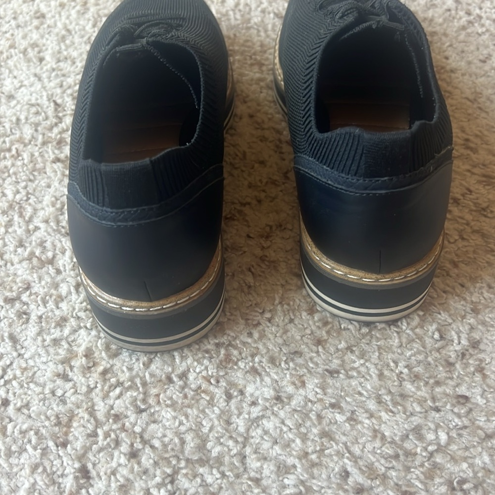 Black Womens Shoes - Picture 5 of 7